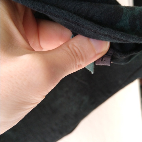 Pair of Drapy Dresses - Picture 4 of 12